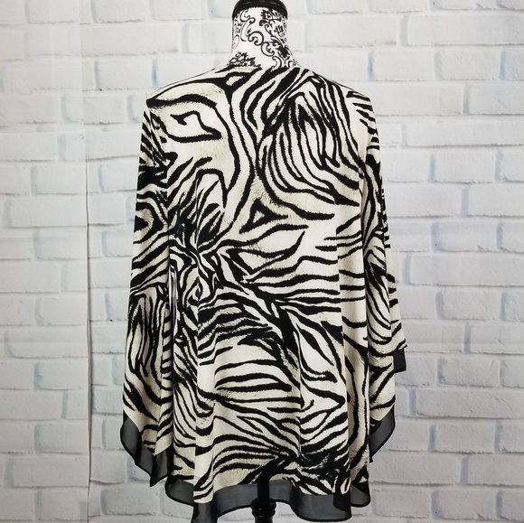 Alfani sz xl animal print stretch knit top - Picture 8 of 8